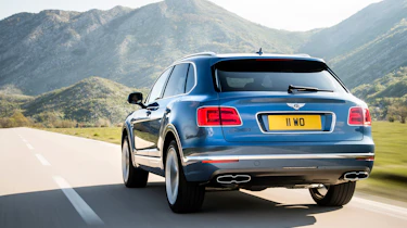 Bentley Bentayga Diesel - rear tracking