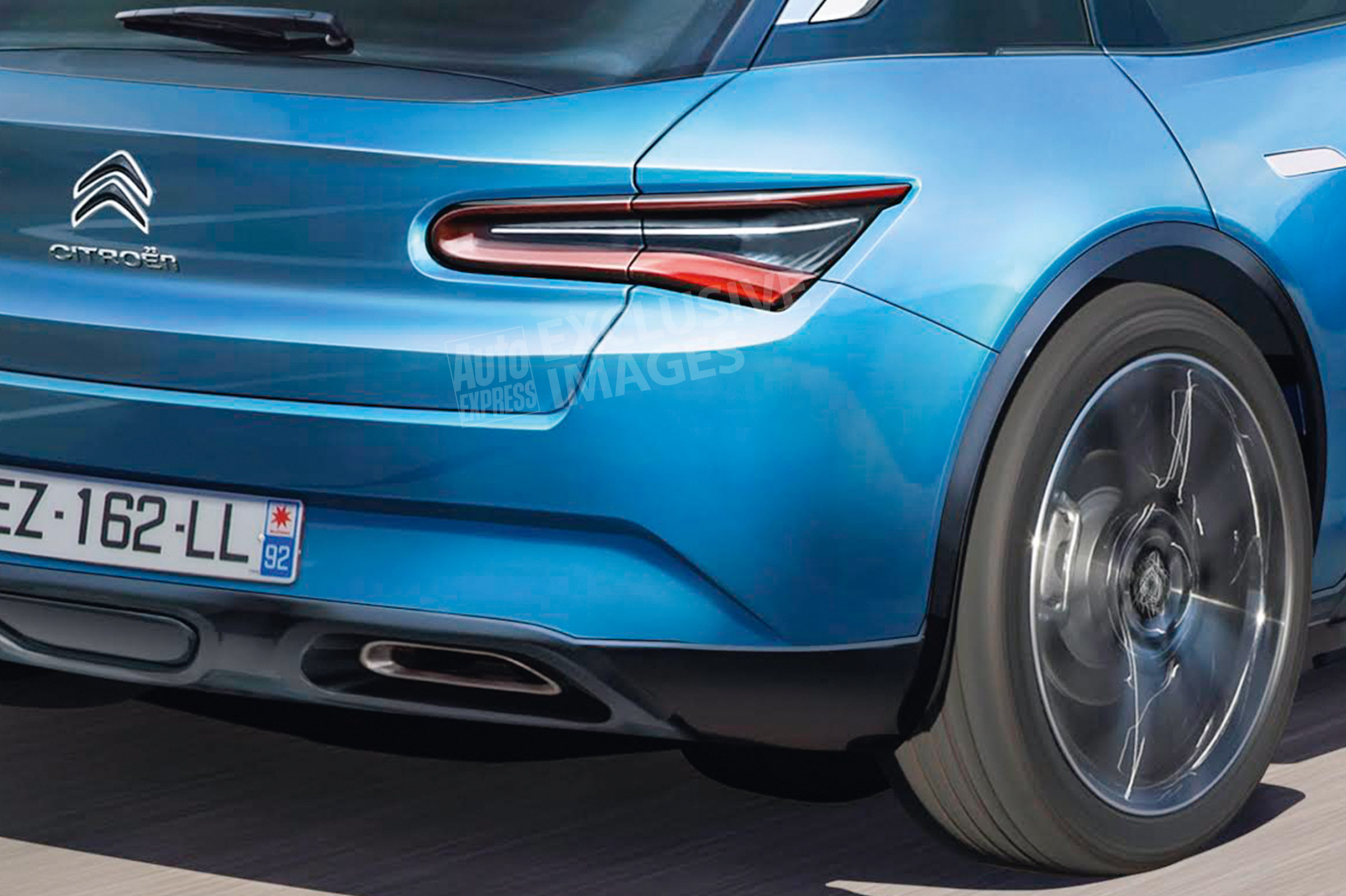 Citroen C5 - rear detail (watermarked)