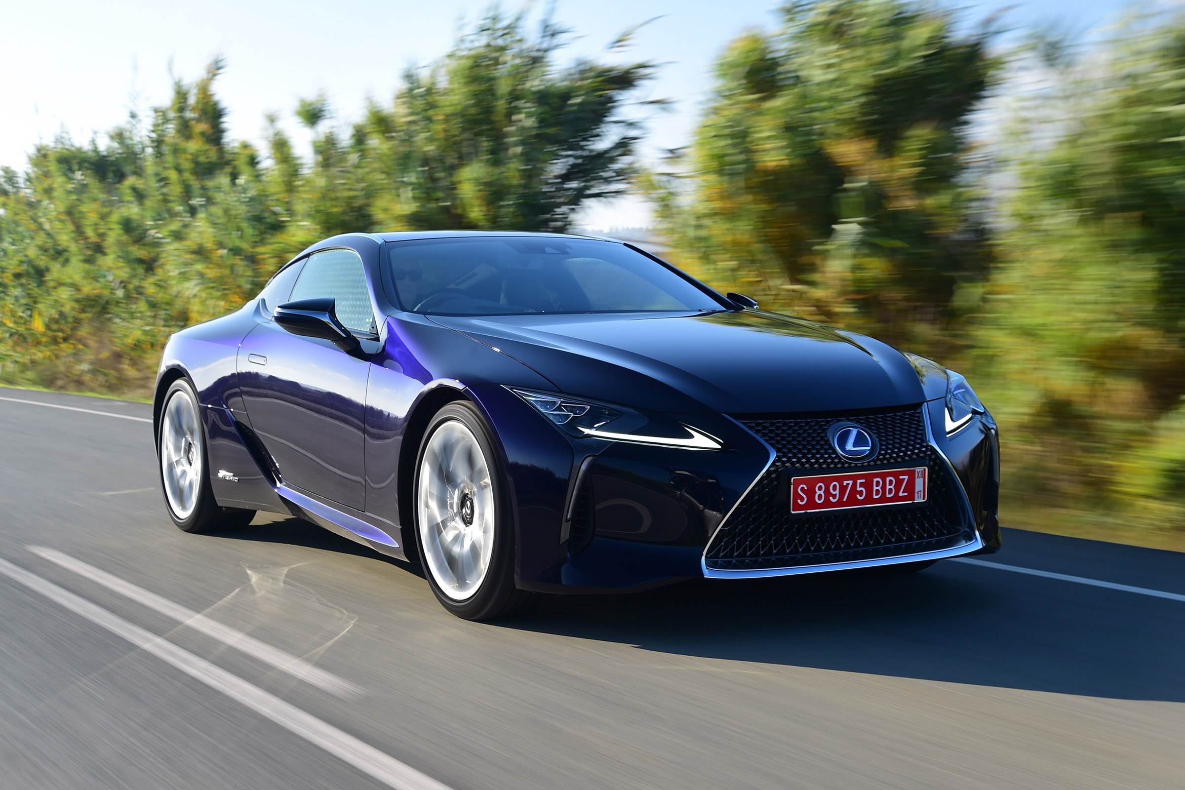 Lexus LC 500h - front