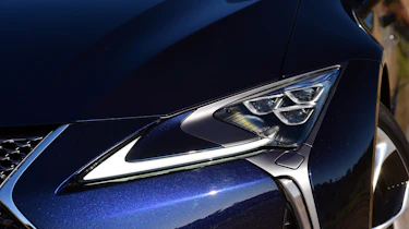 Lexus LC 500h - front light detail