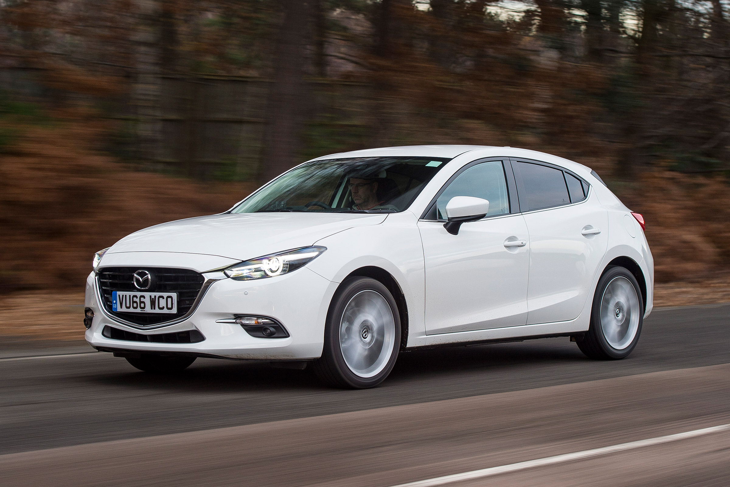 Mazda 3 - front