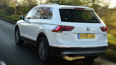 Volkswagen Tiguan SE L - rear tracking