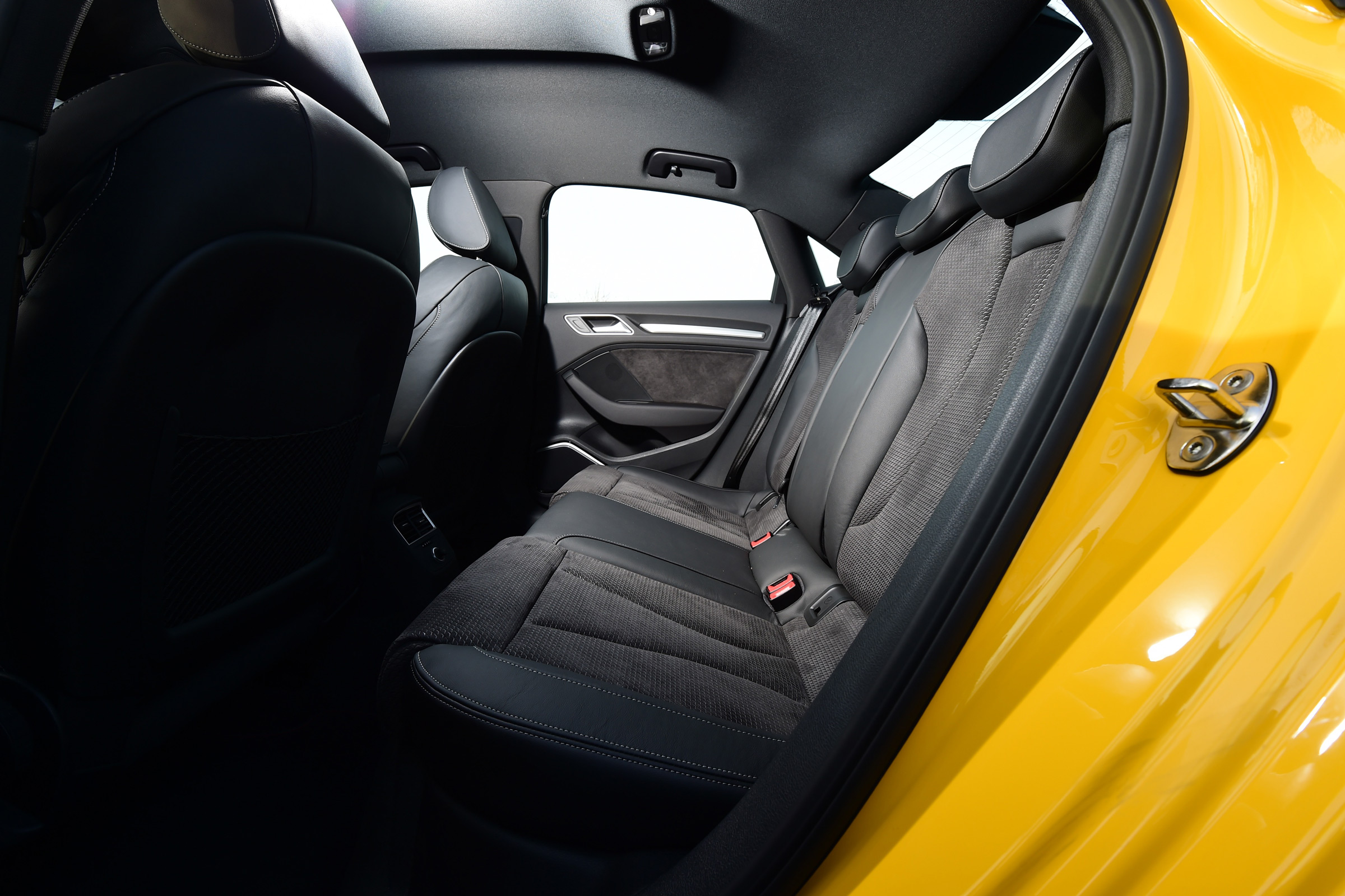 Audi S3 Saloon 2017 - rear seats