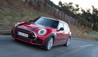 New MINI Clubman JCW 2017 front tracking