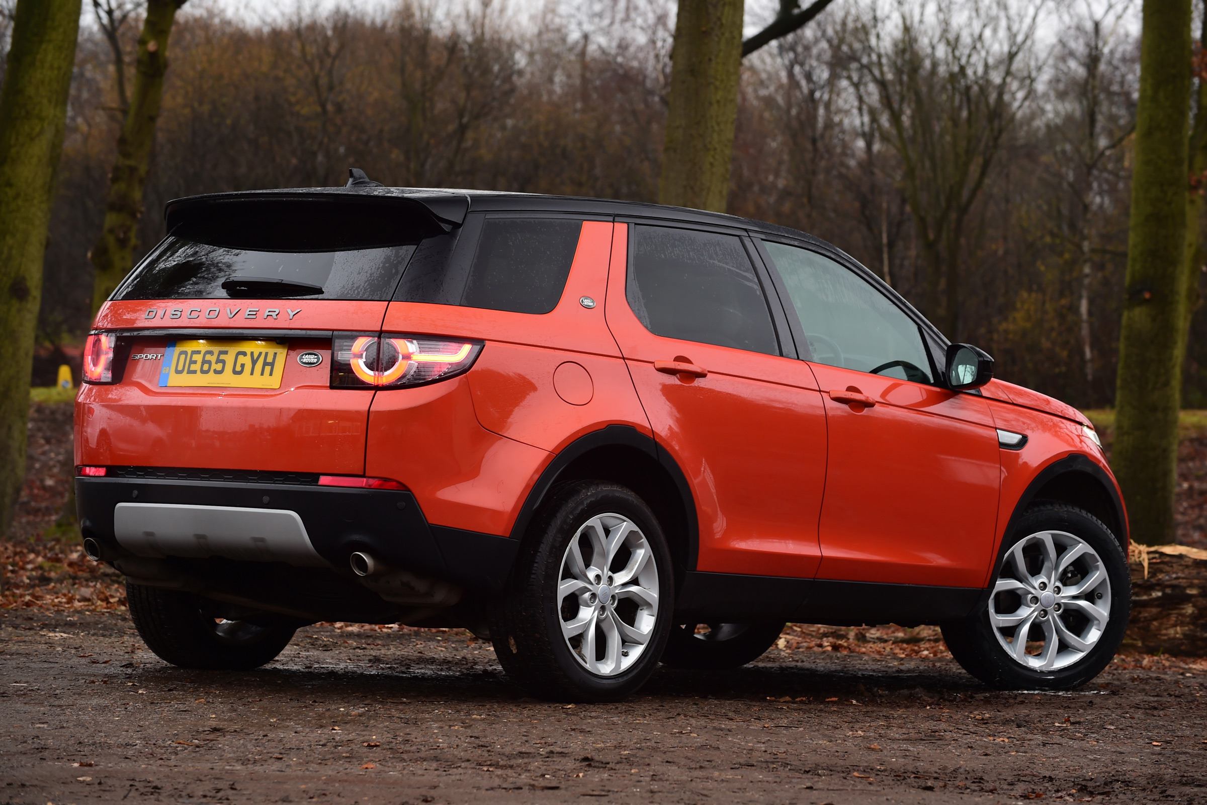 Land Rover Discovery Sport - rear quarter