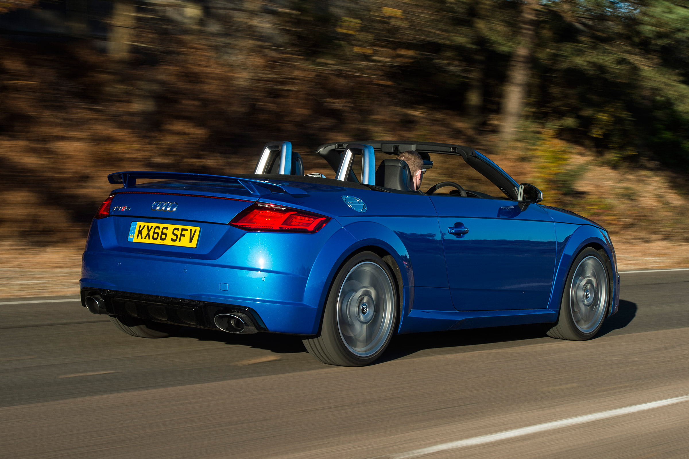 Audi TT RS - rear action
