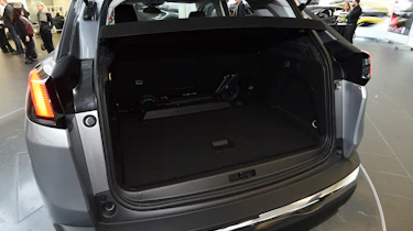 Peugeot 3008 design centre boot