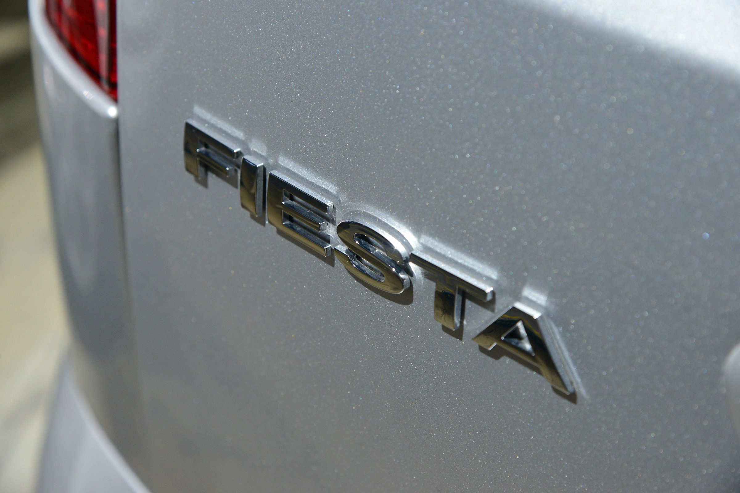 Ford Fiesta Mk5 - badge