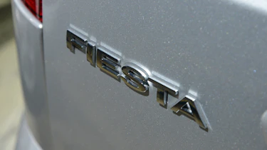 Ford Fiesta Mk5 - badge