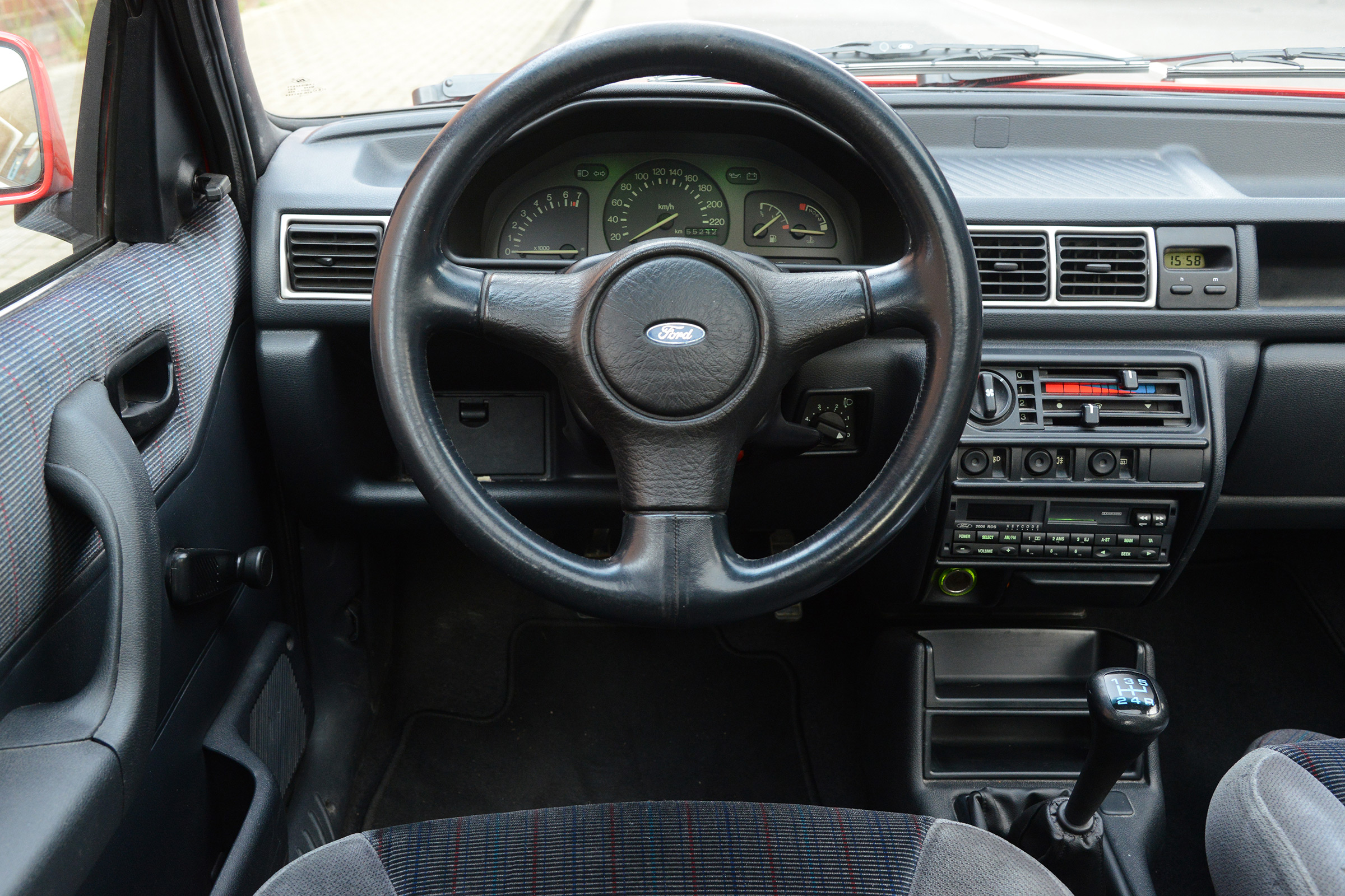 Ford Fiesta Mk3 - XR2i interior 2