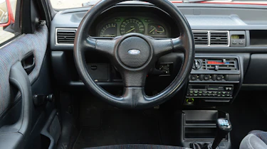 Ford Fiesta Mk3 - XR2i interior 2