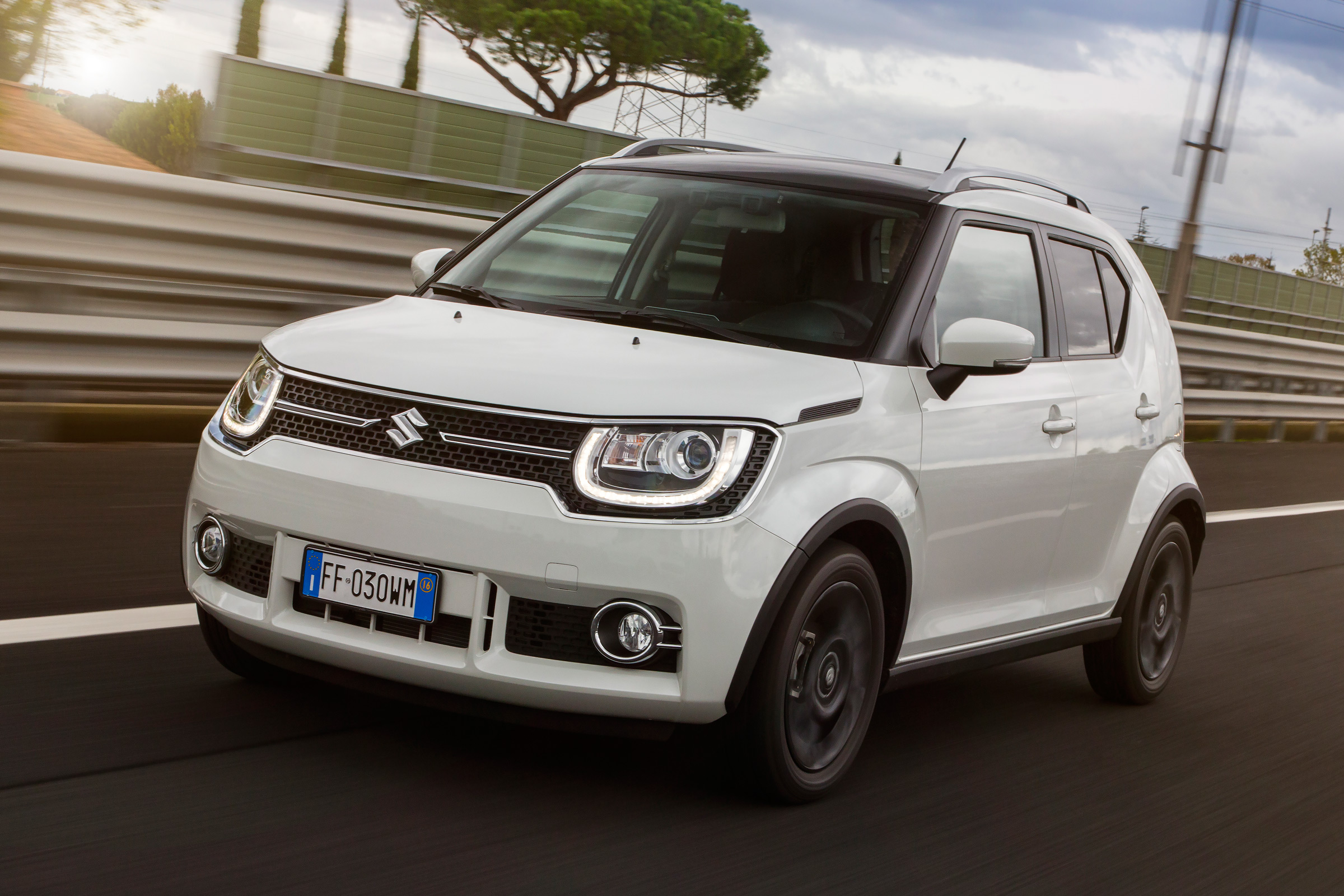 Suzuki Ignis 2016 2WD - front tracking