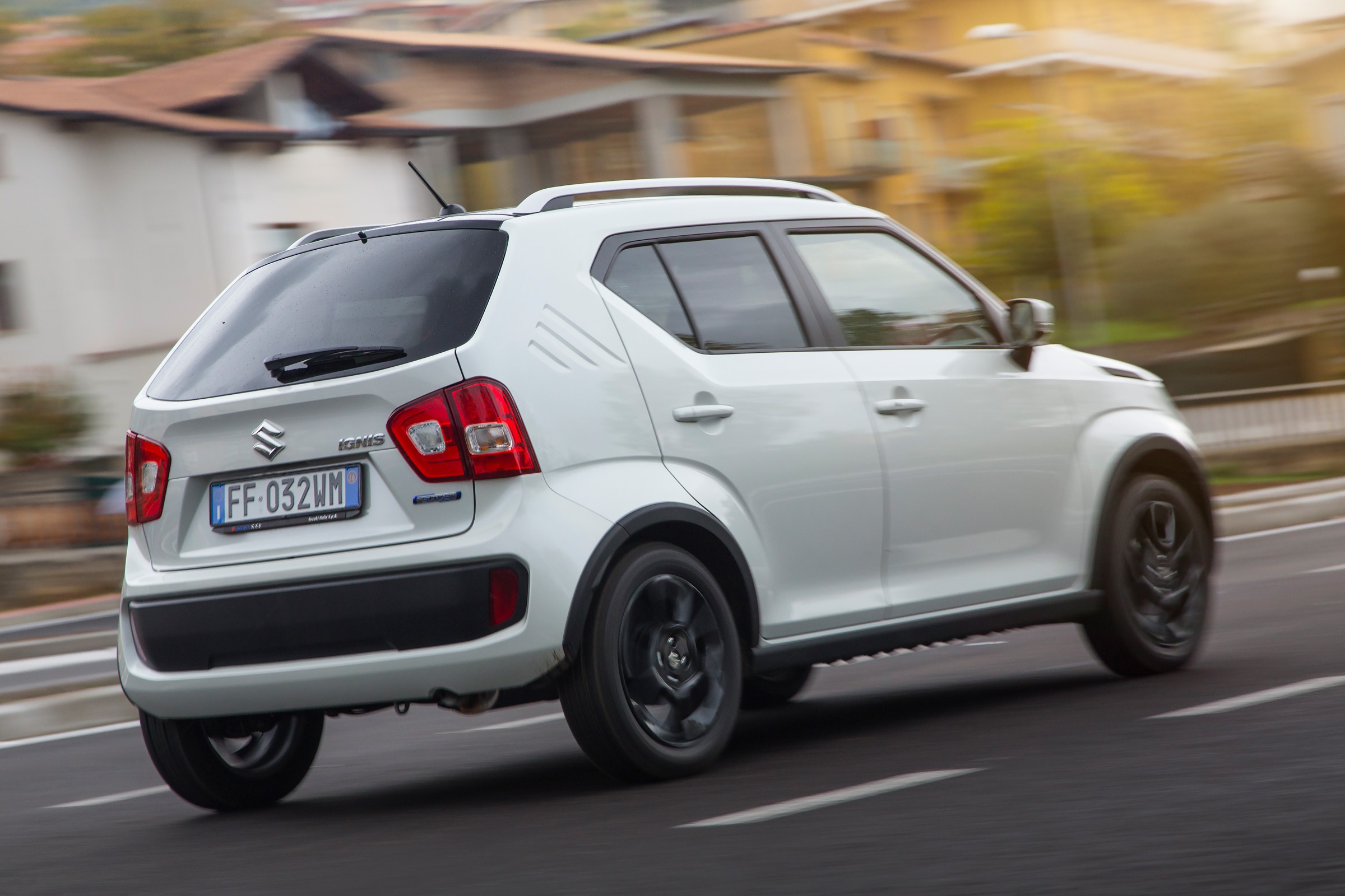Suzuki Ignis 2016 2WD - rear tracking