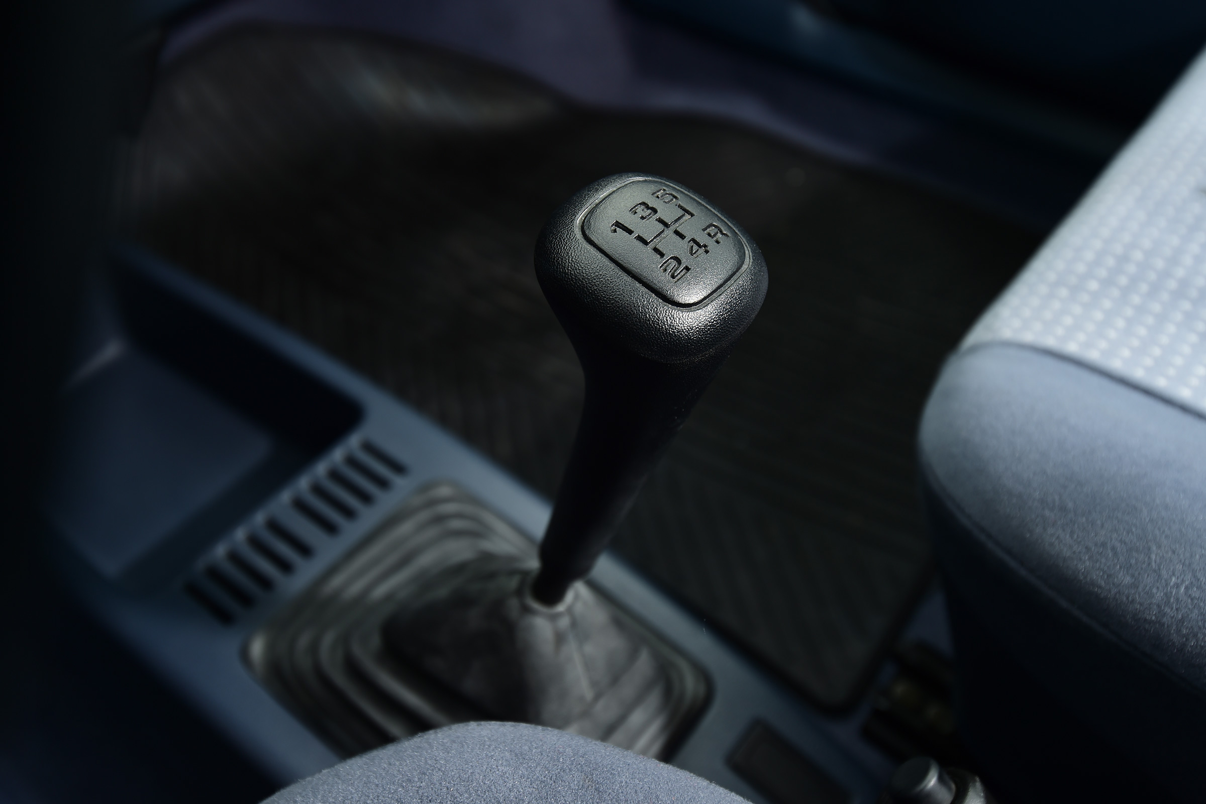 Ford Fiesta Mk2 - gearlever