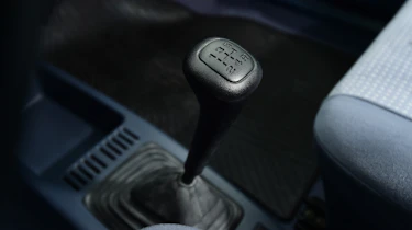 Ford Fiesta Mk2 - gearlever