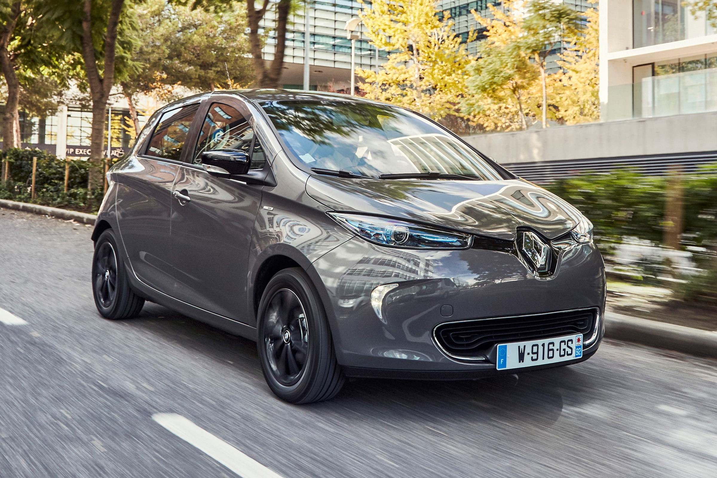 Renault ZOE EV 2017 - front tracking
