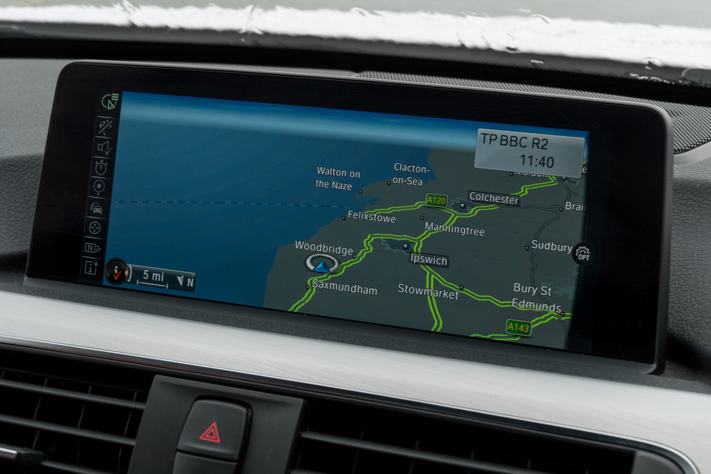 BMW 3 Series - infotainment