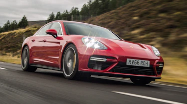 Porsche Panamera Turbo 2017 UK - front tracking