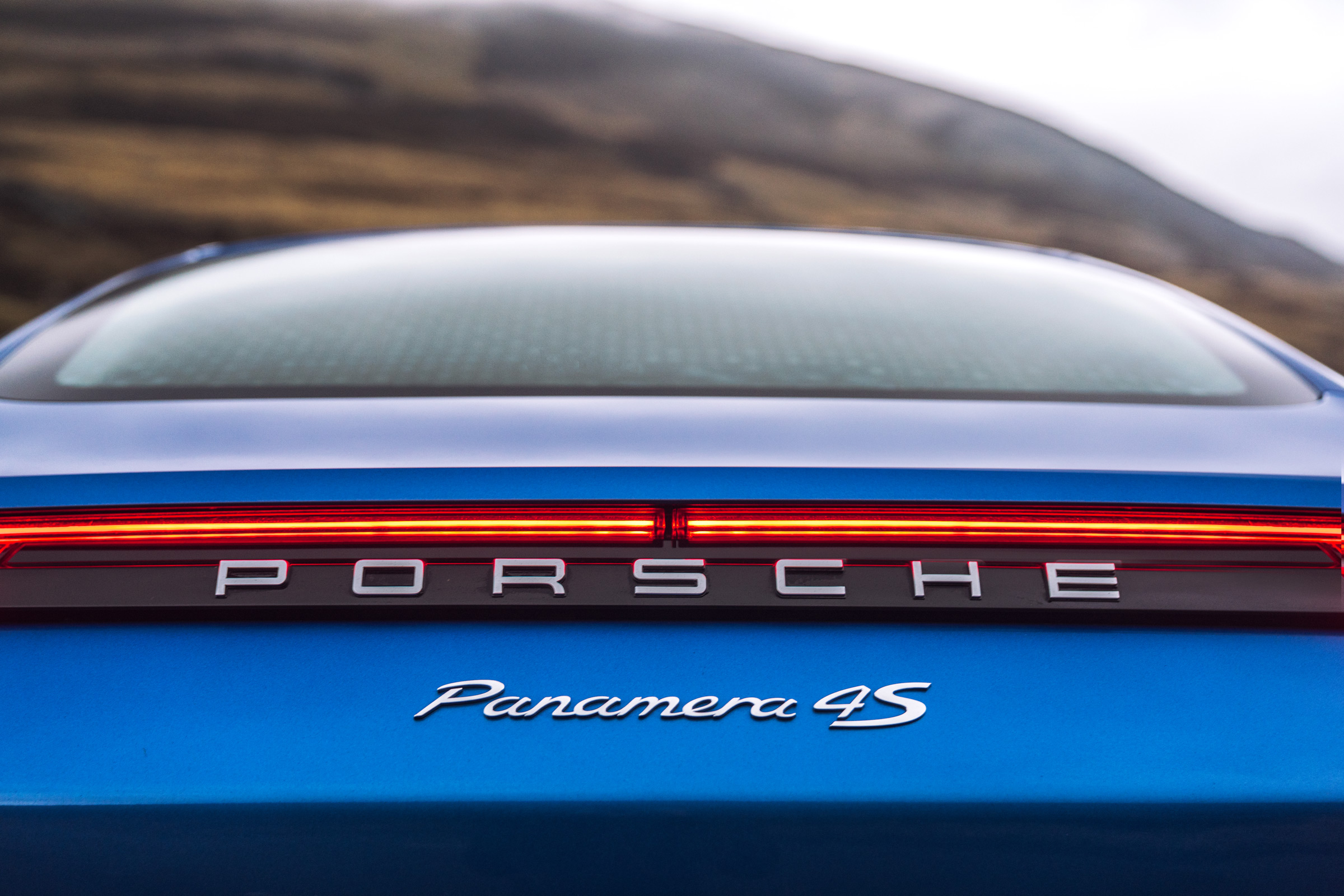 Porsche Panamera 4S diesel - rear detail