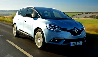 Renault Grand Scenic - front