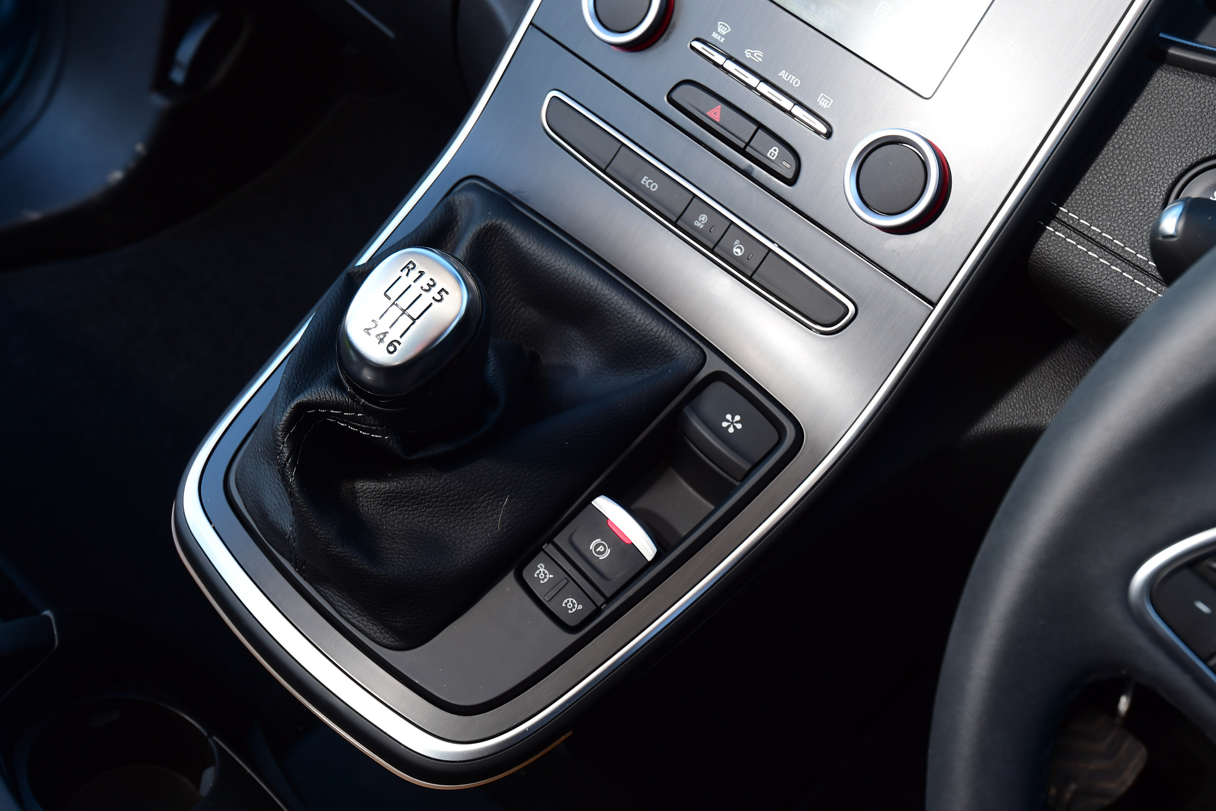 Renault Grand Scenic - centre console