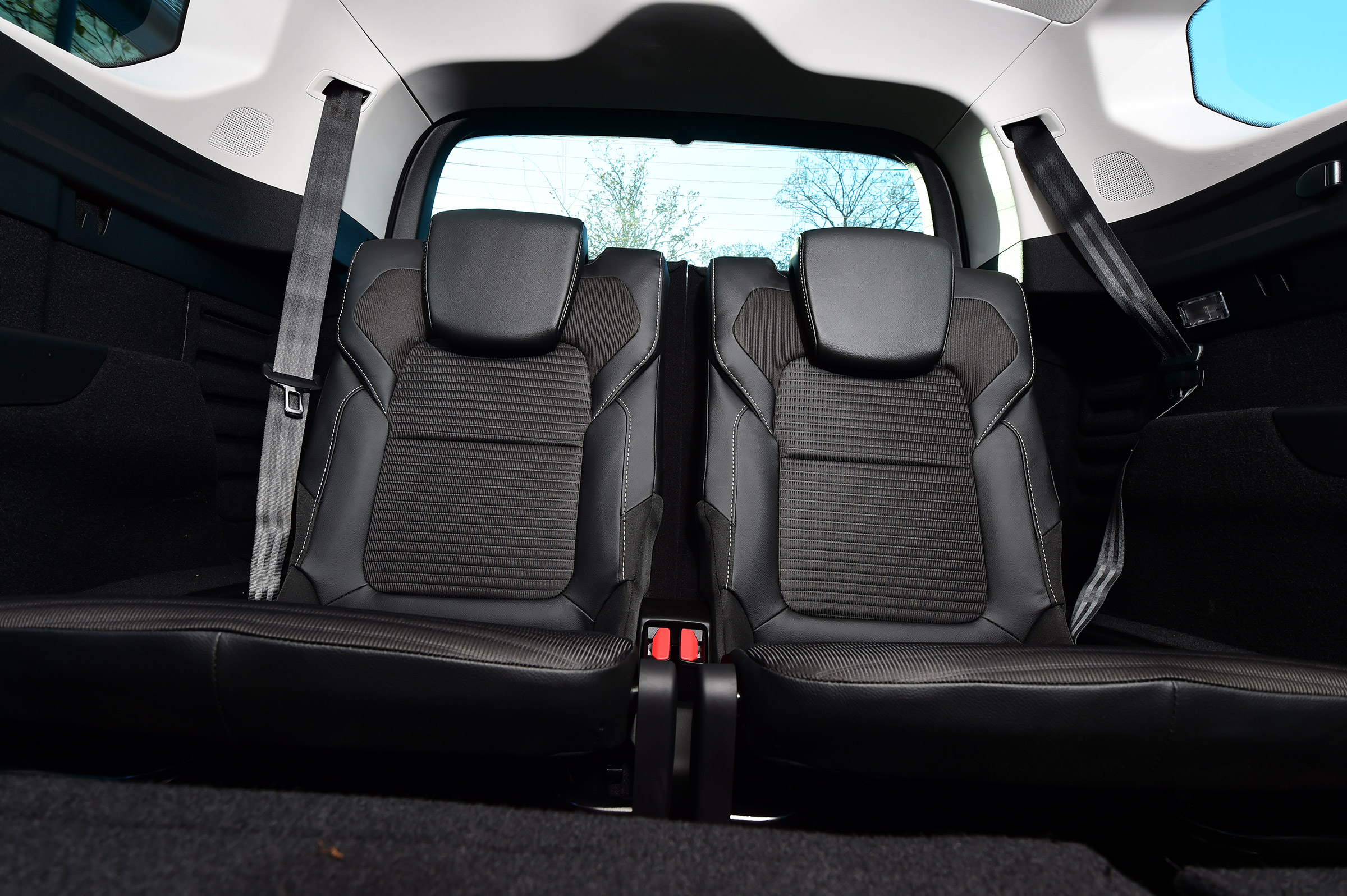Renault Grand Scenic - back seats