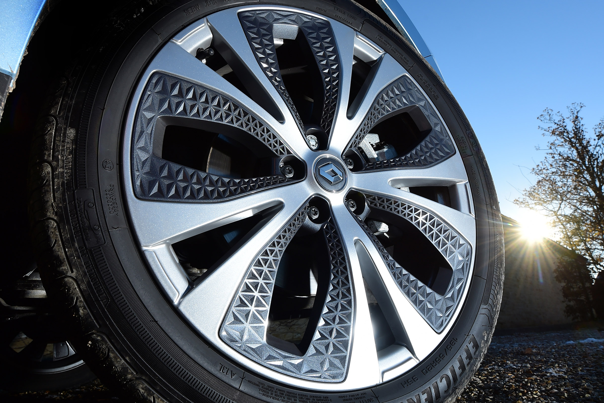 Renault Grand Scenic - wheel detail