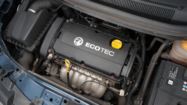 Used Vauxhall Zafira - engine