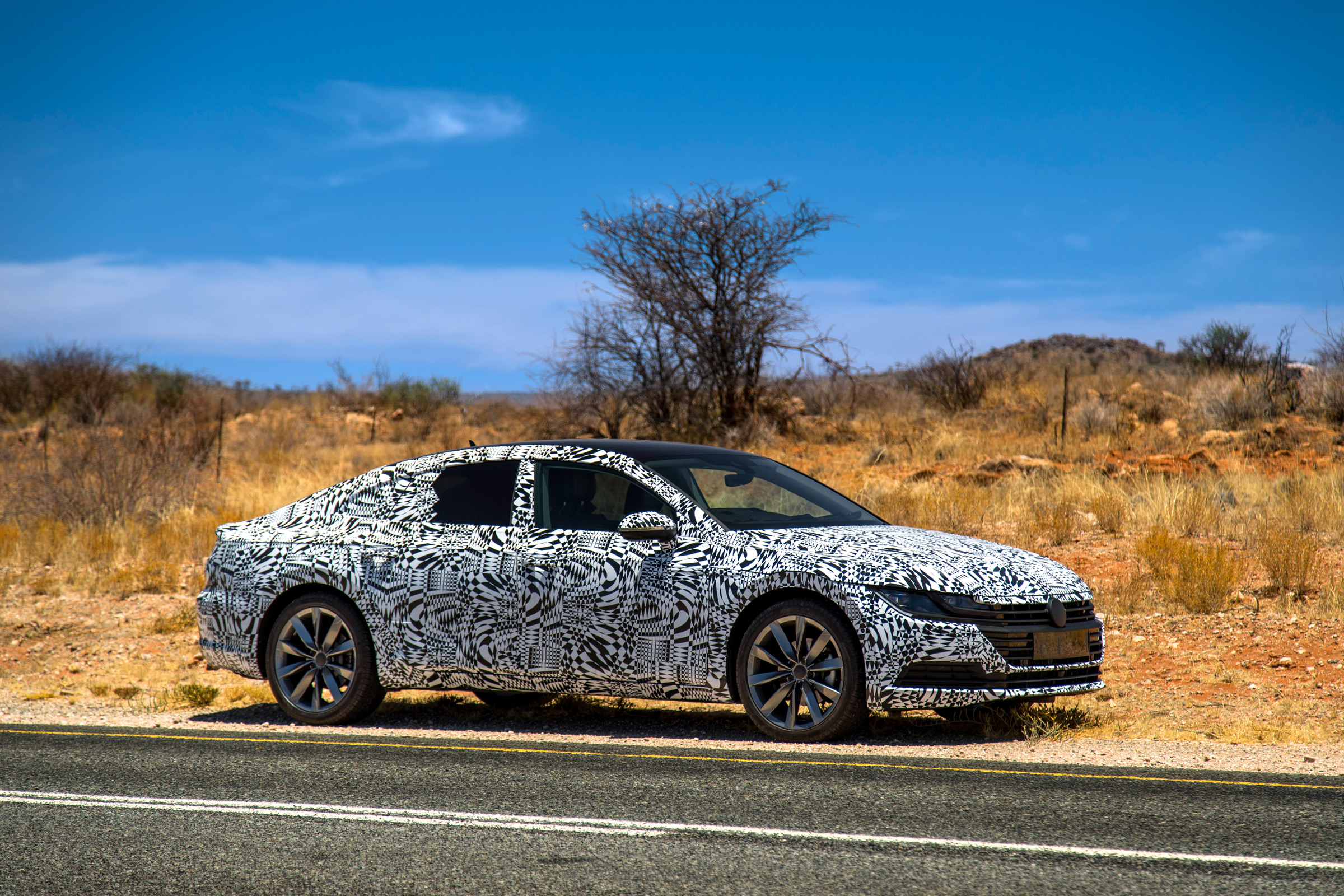 Volkswagen Arteon prototype - side
