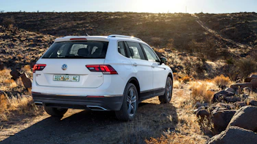 Volkswagen Tiguan LWB prototype - rear quarter