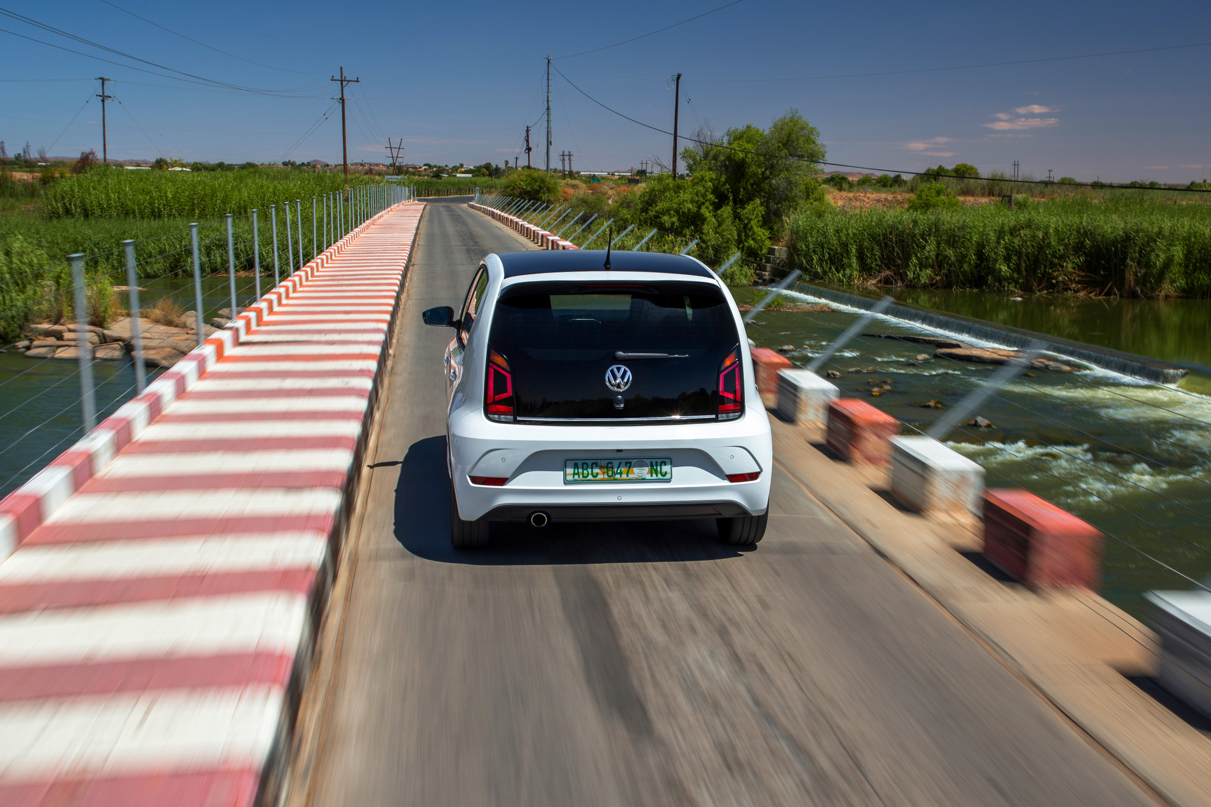 Volkswagen up! GTI prototype - rear tracking 2