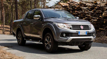 Fiat Fullback - front