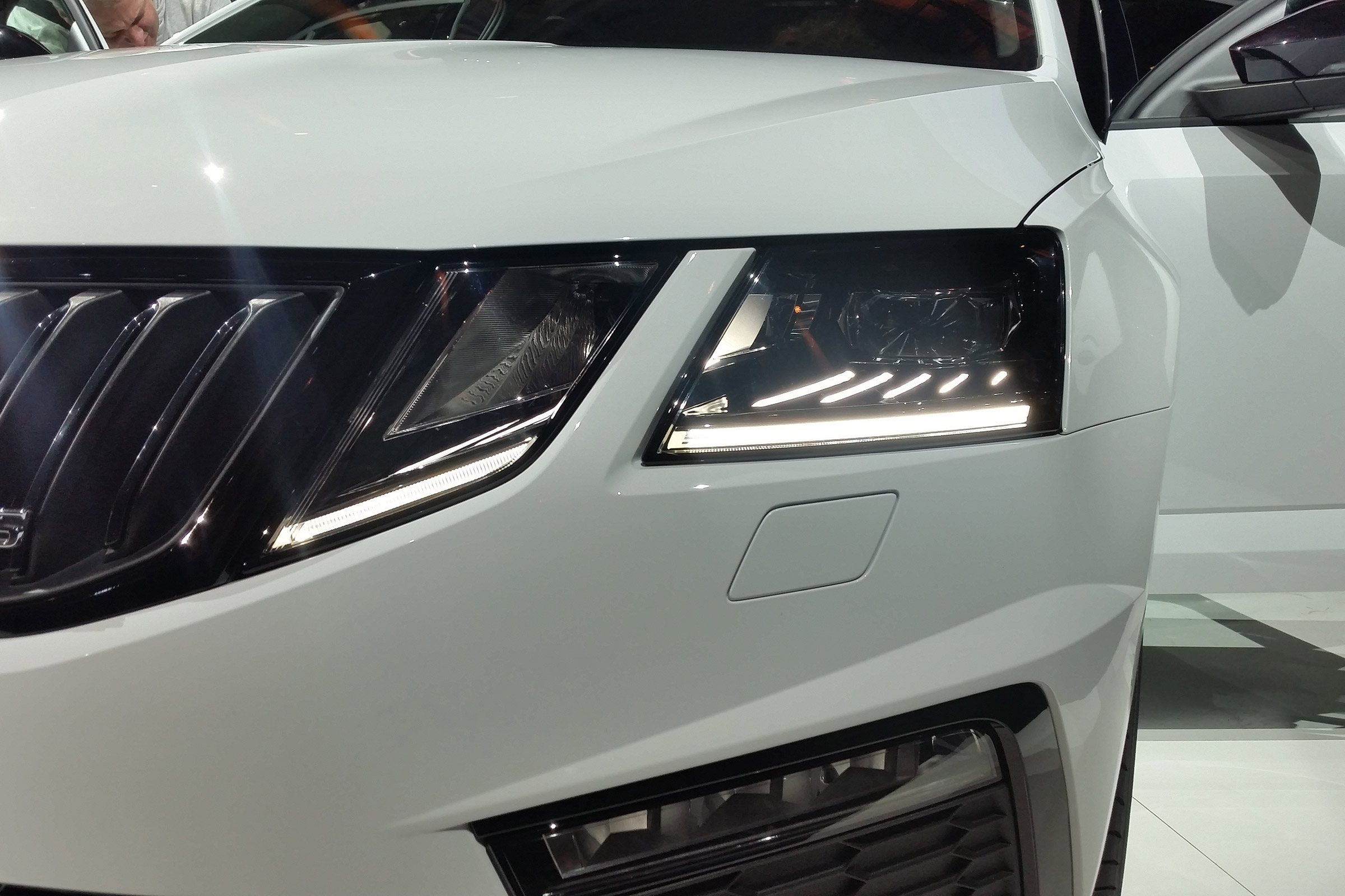 Skoda Octavia vRS 2017 front close
