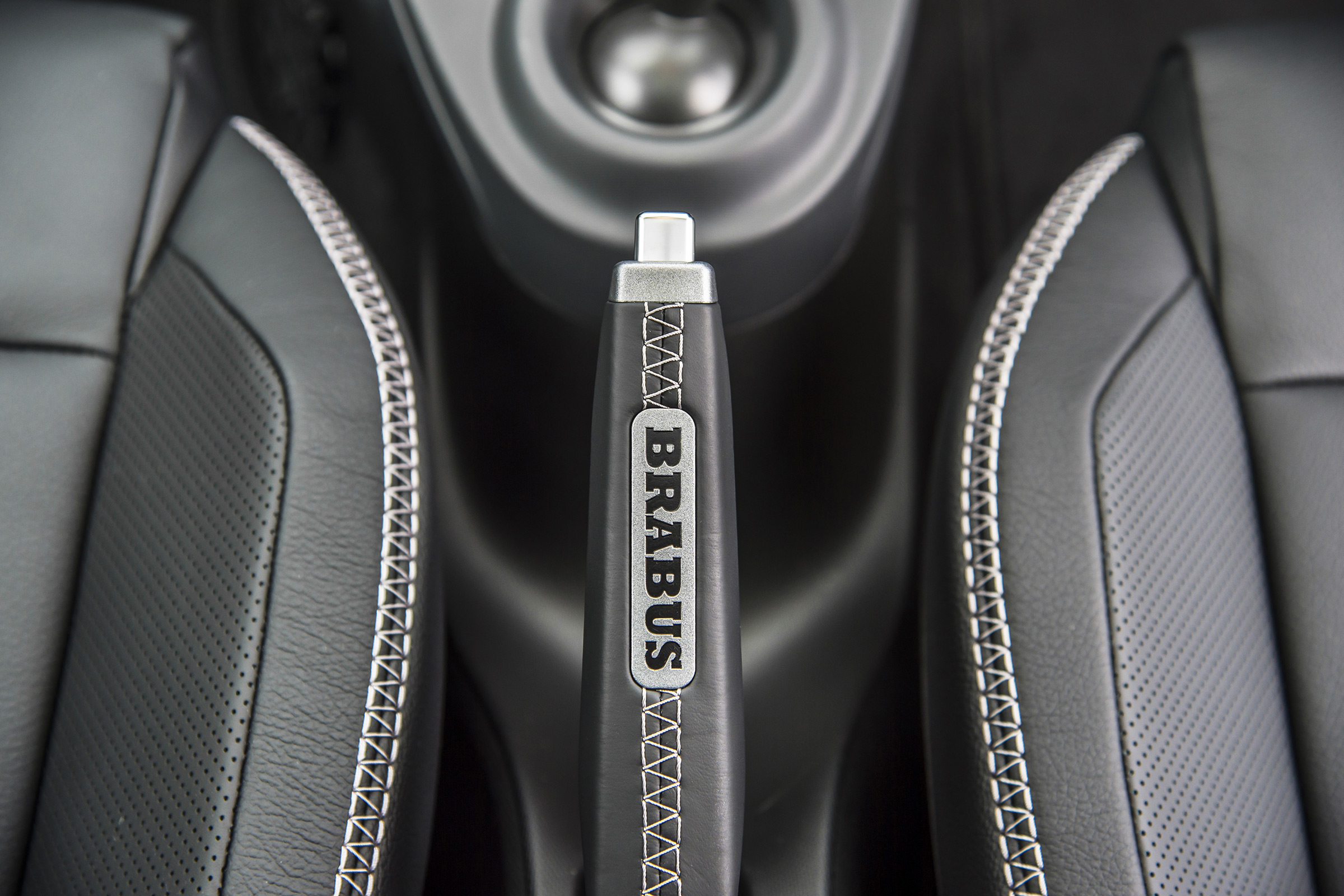 Smart Brabus ForFour 2017 - handbrake