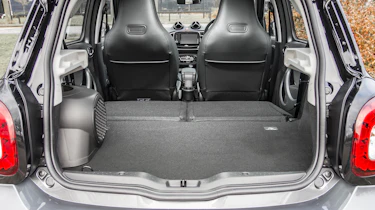 Smart Brabus ForFour 2017 - boot seats down