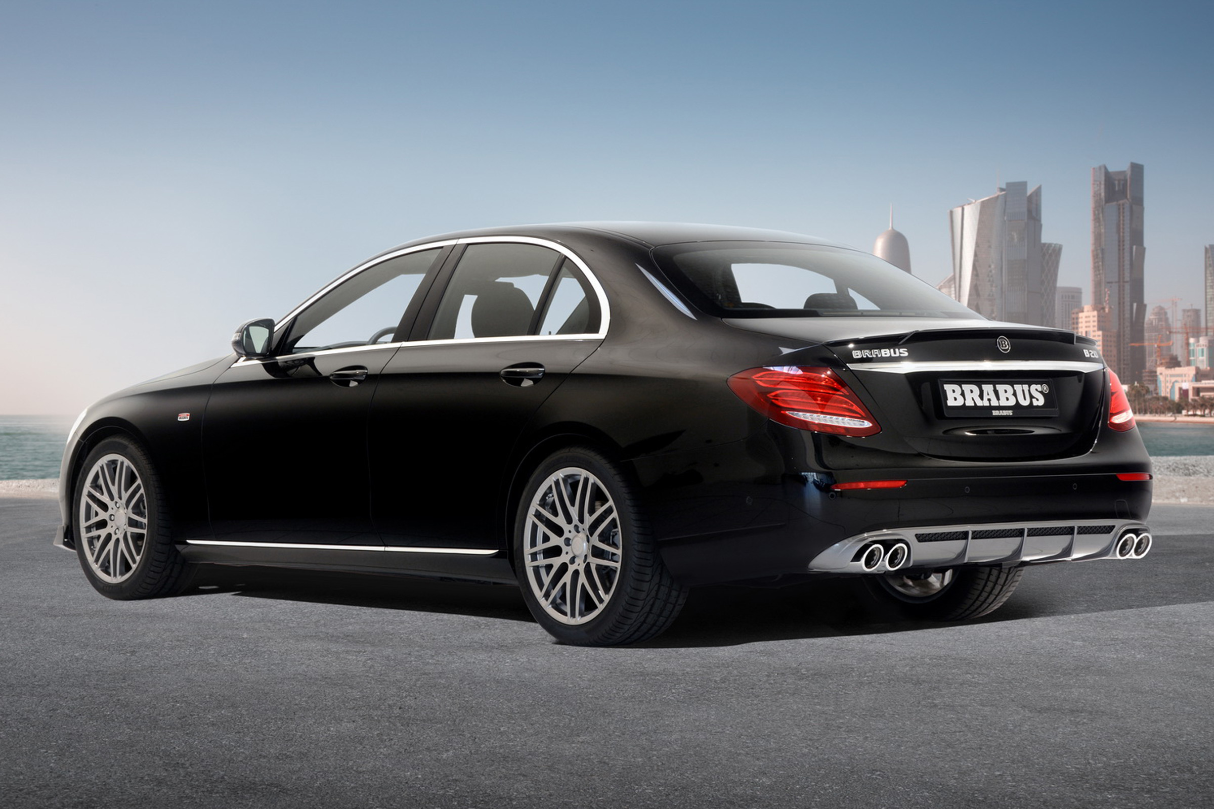 Mercedes E-Class Brabus 2017 - rear quarter 2