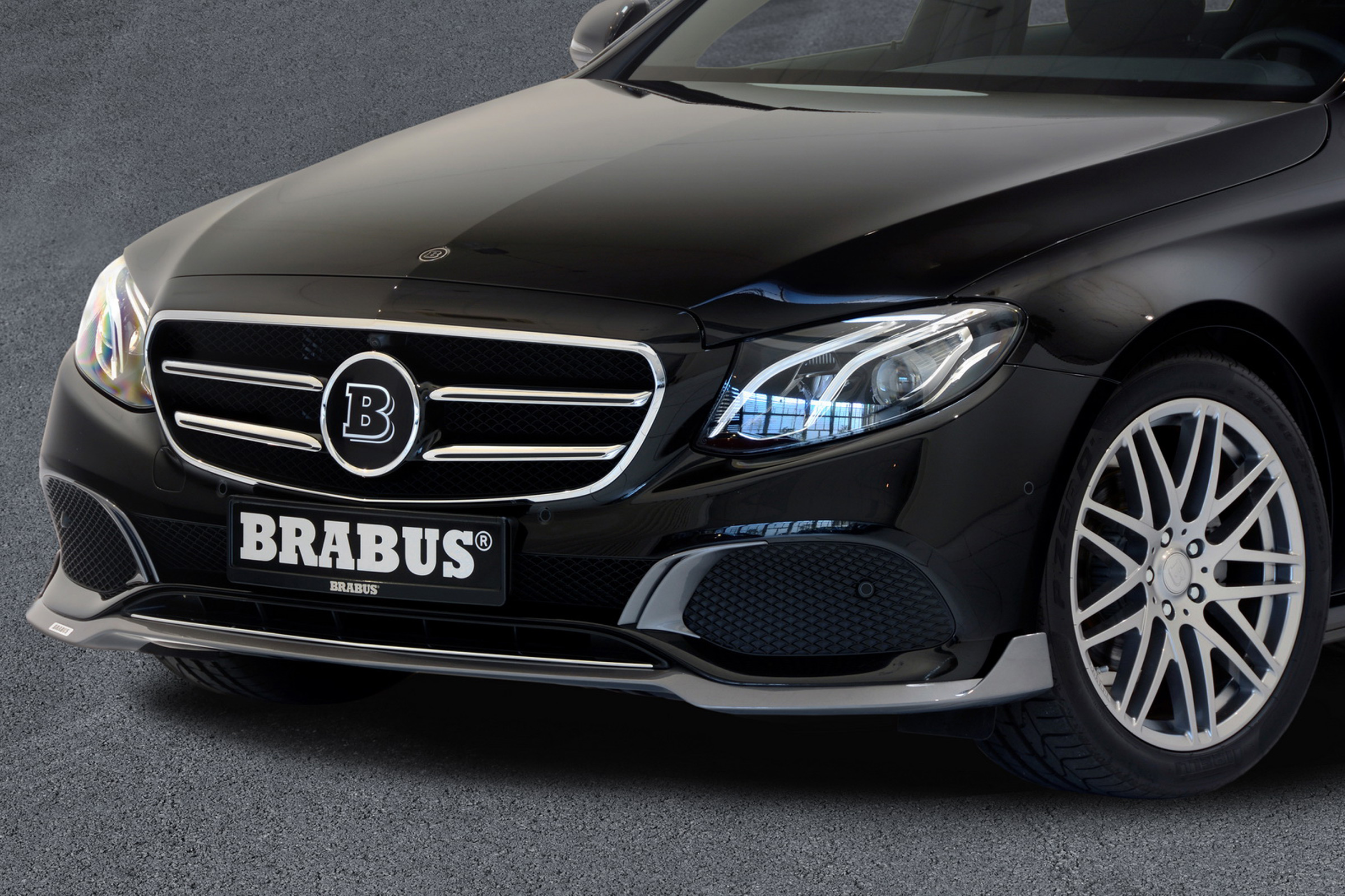 Mercedes E-Class Brabus 2017 - front detail 2