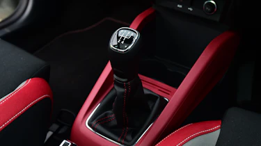 Skoda Fabia - gear stick