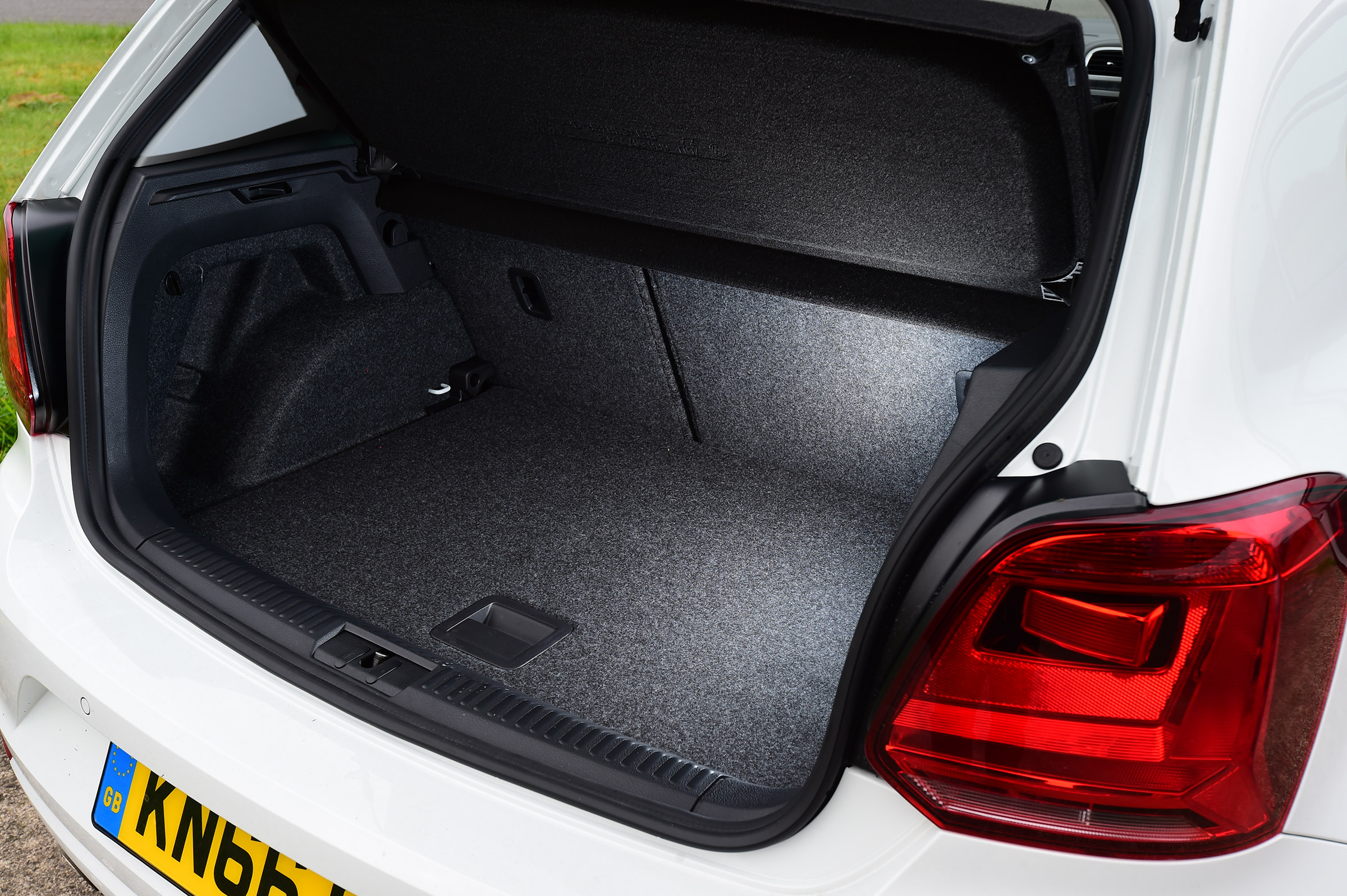 Volkswagen Polo - boot