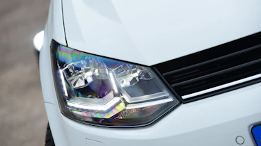 Volkswagen Polo - front light detail