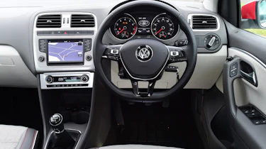 Volkswagen Polo - dash