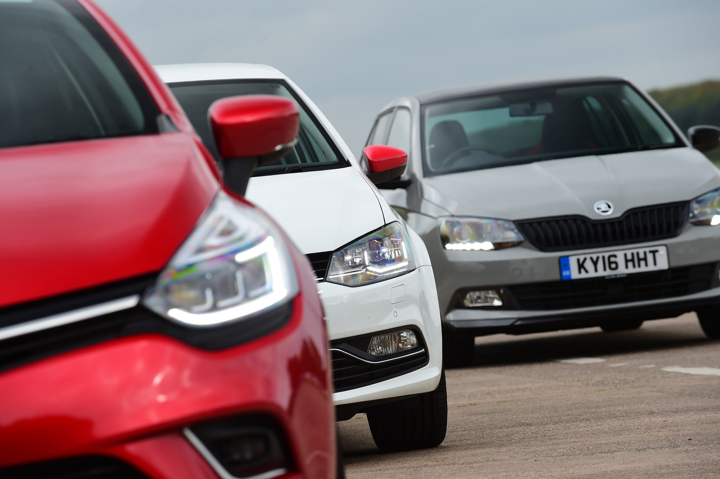 Renault Clio vs Volkswagen Polo vs Skoda Fabia - front detail