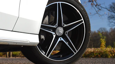 Mercedes C-Class Coupe - wheel detail
