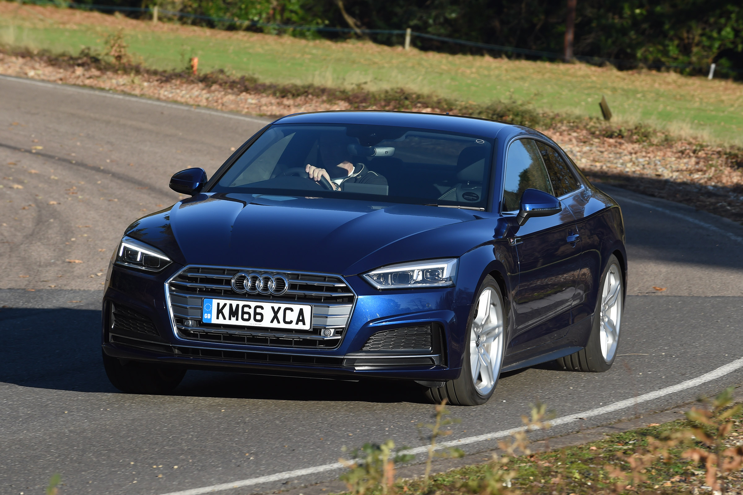 Audi A5 - front cornering