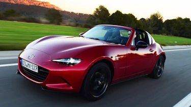 Mazda MX-5 RF 2017 - front tracking 2