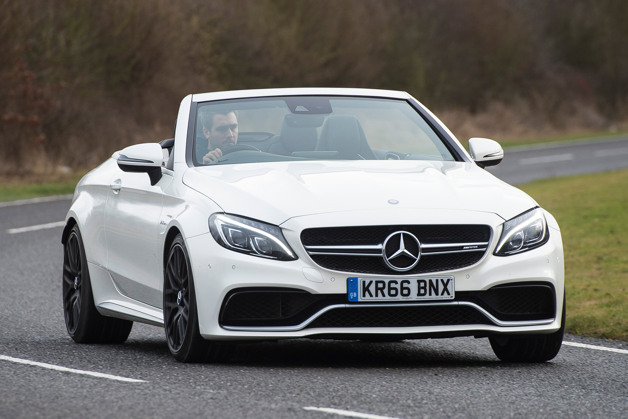 Mercedes-AMG C 63 Cabriolet 2017 - front cornering