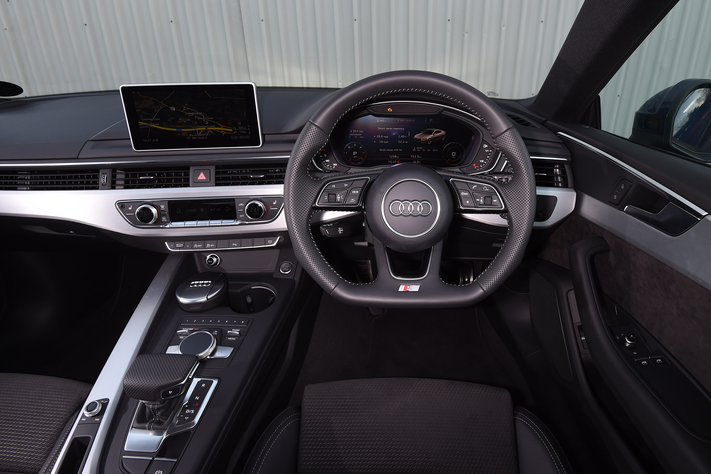 Audi A5 - dash