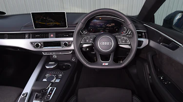 Audi A5 - dash