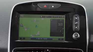 Renault Clio - sat-nav