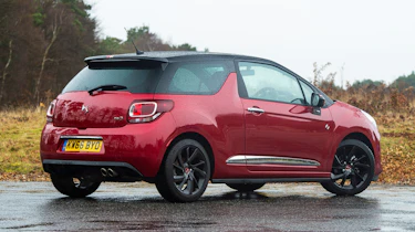 DS 3 Performance Line 2017 - rear quarter